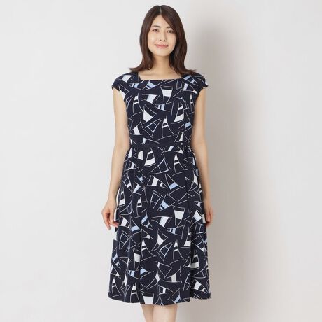 [^ԁFW5J12542__]ZCvg s[Xyfށz^e\ʂɌgD\ɂA炩ȎGAēKxȌ݂ƂƂfނgpĂ܂B́A60?70ÑBe[Ws[X̃A[JCu璅z𓾂fUCBĂ炵zF}eCXgĂ܂ByfUCER[fBl[g|CgzvZXCAtBbgtAVGbg̃s[XłBEGXgɂ̓OOe[v炢AIWi`[YăANZg܂BXJ[g͊O^bNƁAEGXgeɃMU[񂹂邱ƂŁAӂƂ̊̂VGbgɎdグĂ܂B̏i̓Tvł̎BesĂ܂Bۂ̏iƃC[WAdlقȂꍇ܂B