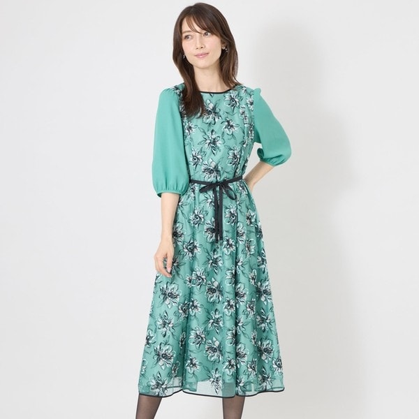 トゥービーシック(TO BE CHIC) レディース ワンピースドレス の一覧