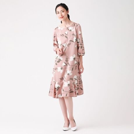 フラワーサテンワンピース トゥービーシック To Be Chic W5j ファッション通販 マルイウェブチャネル フラワーサテンワンピース トゥービーシック To Be Chic W5j ファッション通販 マルイウェブチャネル