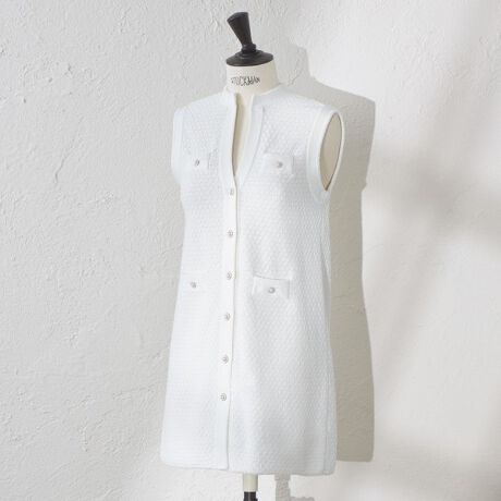 [^ԁFV5E77508__]yATELIER COLLECTIONzu[N[WJ[hjbgOWyfUCzCi[uEX̃{E^Cꂢɍ킹L[lbNOWłBEGXgLCŁAXJ[głpcł킹₷ɂȂĂ܂BtFCN|Pbgƃp[t̃G|tg|CgłBO̕ҒnWJ[hɂȂĂA܁AA|Pbg͕Ғn؂ւĂƁAו܂ŕҒnɍSdlɂȂĂ܂ByfޓzuhACfeBeBłVRfލɂAtH[}ȃV[łg₷悤ɁAҒn̕\oȂV[YXŏiȕɑnグ܂BȂ̃R[hx[XɁAʂ̂u[N[ƁAׂ򎅂̂R̎gpĂ܂By₩ȃnCQ[W̃WJ[hŕ҂񂾃IWĩcC[hjbgłBfނƕҒn̕\ʊoX悭gݍ킳ҒnɎdオĂ܂ByATELIER COLLECTIONziAgGRNVjAMACÃuhACfeBeB1łAA`U[NiElZjÏkJvZRNVBɓƑnAAėVтACe̐Xől̏̂S܂BfUCAVGbgAfށAfBe[ADdlȂǖLxȌoƏnZp̃A`UiElj̎ođnĂAAMACAǂ߂GNZXy݂B̏i͈ꕔX܂ƃICXgA菤iłBAgGRNV7éAkArtisan KNIT JACQUARDiA`UjbgWJ[hjlɃtH[JXRNVBVvA^CXx[XɁAjbgfUCi[̎ނ҂ݕ܂ōlĂAMACAIWijbgWJ[h̃RNVłBuhACfeBeBłAVRfލɂAtH[}ȃV[łg₷悤ɁAҒn̕\oȂV[YXŏiȕɑnグ܂BjbgȂł͂̒Sn̗ǂ̈łAAMACAɂȂIWiACełBfނ̃jbgWPbgiV5E76508jƁAWJ[hfނۗĂW[[bguEXiV5M78509jAW[[bgv[cXJ[giV5S76509j̓WJ܂