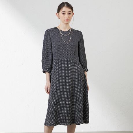 [^ԁFV5J09476__]_Chbgvgs[XyfUCz召̑@ׂȃhbg_gݍ킹vgs[XłB߂VlbNƑ^bNiŏ炵͋C̃fUCłBEGXg͐؂ւătA[oÂfނɂď炵ȐĂ܂BꖇŋCfAfC[ɂƂtH[}ɂ߂łByfޓzhbgƃ_C`[tō\ꂽ􉽊w̃vgłBTegD̑fނɂ̂āAʉH{Ȃ₩ȕoĂ܂B