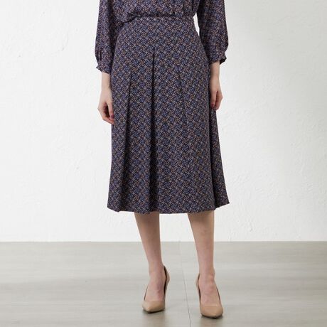 [^ԁFV5S08525__]yAnniversary@PiecezyLIBERTYzRibbon Medallion GA[W[[bgXJ[gyfUCzT߂ȕ\iȈۂ̊炩ȃ^bNtAXJ[gBXbL^bN̕ʂɍSL߂iȃVGbgɎdグ܂B뒆S̓SMU[Œp₷fUCłByfޓzƂ^b`̃GA[ȃW[[bggpAy₩ŗYȑfނƂȂĂ܂Bfނ̃uEXiV5M12525jƑgݍ킹̂߂łByIWiNLIBERTYzRibbon Medallion[{E_I[AMACÃuh20NLOAꂩLIBERTYLONDONfUCX^WIō쐬SIWĩvgłBߋAAMACAő̂qlɐlCƂQlɁALIBERTY̑̃A[JCu@NAlXȈقȂCXs[VCombinečB蕨fiƂ郊{厲ɁAt[ƃWIg[CNȕ䂫MIXAA}J̗DS̃t[ɃtBbg悤ɕ`܂BȐɎdオĂ܂ByAnniversary@PiecezAMACA2025NŒa20N}܂BAnniversary Piece(Ajo[T[s[X)Ƃ́A20NԂ̗j̒Ŕ|ĂAAMACÂl߂񂾈iBfށADAfUCAXg[[ȂǁAAMACAƂ܂A`UiElj̑zAiʂĂqlɂ͂܂B