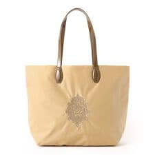 アマカ(AMACA)のDAVISフラップトートバッグ