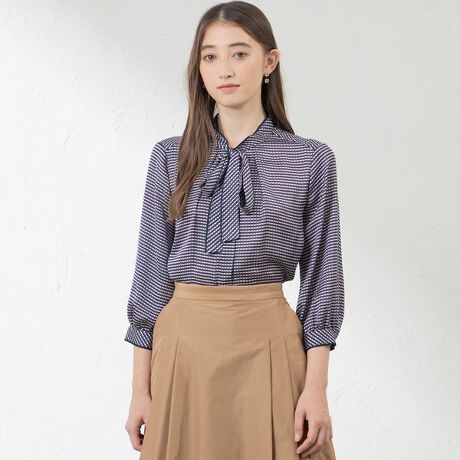 [^ԁFV5M06602__]ꂽۂ̃{E^CuEXyfUCzzFANZgɂȂ1Œf{E^CuEXB{E^CƃJtXoCXɂ邱ƂŃjAXvXB܂AɎ{ꂽ^bN͕Ľ^ɂރVGbgłBg~OׂăvgĂ̂ŁAĎ݂yy₩ȎdオƂȂĂ܂BfނŃs[XiV5J03-602j܂B܂A^CvC^[XJ[giV5S12-603jƂ̃R[fBl[giȈۂőlȏʂŒp܂ByfށzWIgbNȃhbg`[tvgfށBP̂ŌƂ͂Ƃۂ̕łAn{gXƂ̑ǂAɂȂ肪ȃX^C̍Ƃďd󂵂Ă܂Boɓ̃VbNt[ƂgpĂ܂Bȉ~tfʂŋzɗDVN̂悤ȌƔFAȂ₩ȕłBFz􂢉\łꂵĂ₷łB