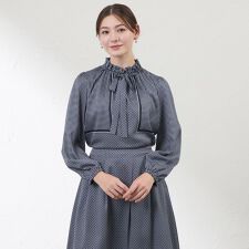 ダイヤドットパネルブラウス