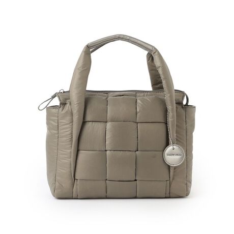 [^ԁFU1108617__]̃|GXeɖȂđтĕ҂ݏグAyʂ̃{XgobOłBA4TCŶ̂[ł̂łmÎ◷sɂœKłB