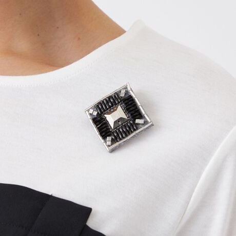 [^ԁFU1V10614__]TRANS WORK炵V[vȊ􉽕`[tɂtFgu[`łBЂ`ɂ邱ƂŁAWPbg̃y܂܂B