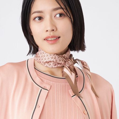 [^ԁFU1703622__]100̏ԂȃXJ[tłBXJ[tɃXgb`e[vĂāA֌敔EAƓƂꂾŌ`܂܂B 񕁒ʂɌԂƂł܂BD݂ɍ킹ĂgpB