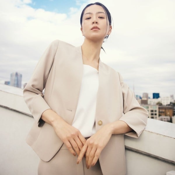 トランスワーク(TRANS WORK) レディース ノーカラージャケット の一覧