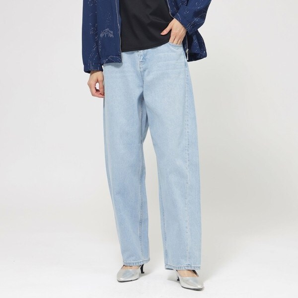 【新品】エヴェックス バイ クリツィア✨デニム パンツ ジーパン ストレッチ M エヴェックス バイ クリツィア(EVEX by KRIZIA) レディース