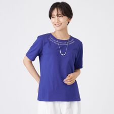 【接触冷感】【ウォッシャブル】ネックエンブロイダリーカットソー