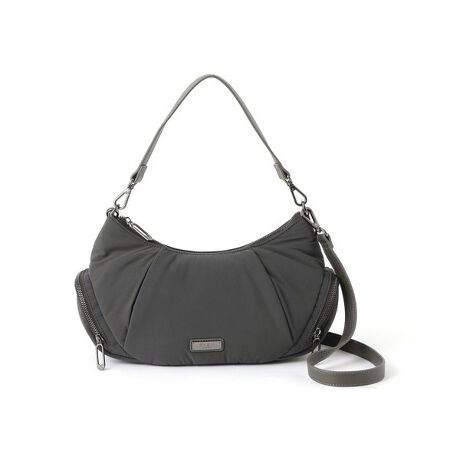 [^ԁFU5114623__]GA[V_[obOJWAȕ͋CŃgĥfBe[|Cg̃|GXeV[YByӂƂ{fBOfނŎSnǂATChƃobÕt@Xi[|PbgA|Pbg[͏[BZ߂̃V_[ƃOV_[tĂ2WAYłg܂B