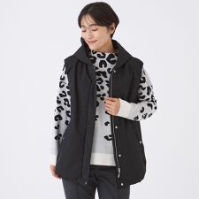 【カタログ掲載】【はっ水・マシンウォッシャブル】グレイスメモリーフーデッドジレ