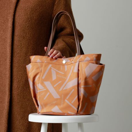 ｅｃｌａｔ掲載 ビッグロゴマルシェトートバッグ エヴェックス バイ クリツィア Evex By Krizia U ファッション通販 マルイウェブチャネル