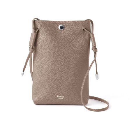 [^ԁFP6117488__]yblanclezS.LEATHER SHOULDER BAGyS.ESSENTIALS meets blanclezS.ESSENTIALSɂ{̂NG[^[Gݔ@vWFNgBu{vumȕiƂ̃Xg[[vAĎɁuTXeCiuvL[[hɁAS.ESSENTIALS̃uhRZvgƐea̍{eñNG[^-ɂG݂ЉĂ܂BC^AVNU[ŎdグAKvŒ̎ŏoɃsb^ȃVvV_[obOBX}[gtHRpNgEHbgĂo鎞ɂ傤ǂ悭As̍ۂɂd󂵂ȃ|VFbgBVbNȑɂ͂̂ƁAЂƃNZX^Cɂf܂BgsiČyɂo|y߂Aڂɂ~jTCY|CgBC#75S.ESSENTIALSʒJ[łByblanclez{̃Ntg}VbvƊviւ̐[wÂÂƂqlƎg̐MOɏɒɂ葱邱Ƃ؂ɂẴobO[J[ACLEDRANɂVȃuhblancle JAPANB^V▢̉\z锒iblan)ƂȔJ邽߂̌iclejB̓̃tX킹ĂłublanclevBVvŏiȃfUC̒ɁAd̉ʂvXAׂĂ̊vDɂނĂ̒ĂǋĂ܂BblancleuNiɎgpĂITALY SHRINK LEATHERɂāC^Äꗬ^i[ł}XgbgЂōꂽA^VNBC^AȂł͂̔Fg̃N[₵vŁA悢_炩Ɛ▭ȃnAiȐFʂB\ʂ̃VN^{ƂɂAgp邱ƂɂLYڗȂ̂͂łB