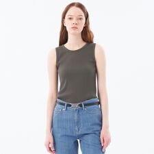 マッキントッシュ フィロソフィー(MACKINTOSH PHILOSOPHY)のUネックタンクトップ