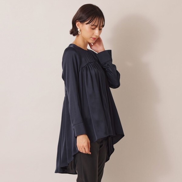 ✨美品✨エムプルミエブラック★23AW 洗える ストレッチサテンギャザーブラウス ✨美品✨エムプルミエブラック☆23AW 洗える ストレッチサテン