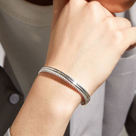 [^:HSSB0068L SI]XbLƂ2{̃CƂԂԂgݍ킹fUCŁAfBeB[̃RgXgy߂uXbgBɂȂĂɑ劈̃oO^CṽuXbg̓VvȃVGbgȂnՂƊ{[ŁANUDE SILVER̋P𑶕Ɋy߂ACełB݊̂Vo[F̋P͔̐Fg[AbvĂʂBp[gi[WG[ƂĂglɃTCY2oG[Vpӂ܂B̑AfUC̃OC[JtƑgݍ킹ăp[gi[WG[Ƃ̂IXXłB肰Ȃp[gi[J[߂ĂꂻB~jWG[NXt^HSSB0068M SIƓذނɂȂ܂ByLAH_bestsellerzyîm点z̏i2025N41牿i{Ă܂B͂鏤iɂĂ^Oȉꍇ܂ݕ\ĂTCg\i̔iłB\߂܂悤A肢\グ܂B