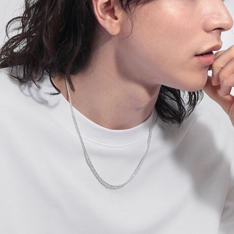 [^:HSSN016150SI]TCYOf[V|Cg̃`F[lbNXBfUC̃XN[`F[TCYOf[VɑgݗĂ邱ƂŁAgbvɂ̓{[肪ƂdlɁB{[̍邱ƂŁA1{ŉsfUCłBx[VbNȃACe炱A{[Ⓑɂ邱ƂłȂꂽۂɎdオ܂BfނɂāăR[eBOȂƂŁAVo[̂̂̔͂ALAHNUDE SILVER(k[hVo[)B邢PƁADG肪͂łB~jWG[NXttiF{bNXz̓sA{͂tĂ܂B@íAiێ̂߃rj[̃`bNt܂ɂꂵA{bNXł݂܂B@܂Ati͉摜̂̂ƈقȂꍇ܂̂ŗ\߂B