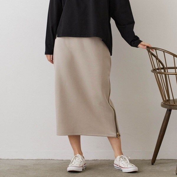 サイドZIPタイトスカート／ダンボールポンチ | ニコルホワイト(NICOLE