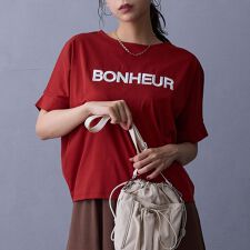 刺繍ロゴTシャツ