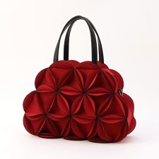 3Dフラワーストラップ付きミニボストンバック