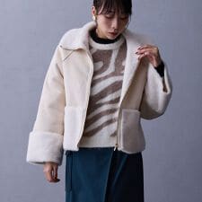 ニコルホワイト(NICOLE WHITE)のフェイクムートンブルゾン