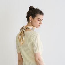 柄プリーツスカーフ