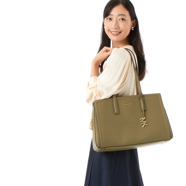 ⭐️新品⭐️MICHAEL KORS JETSETポルカドットコンバーチブルトート JET SET ポルカドット コンバーチブル トート エクストラ