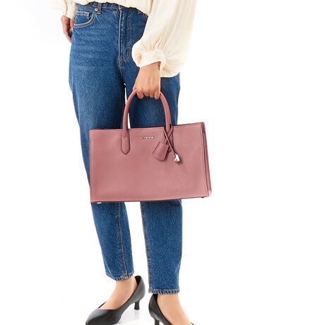 [^:30F4SETS2L674]}CPER[X́Anƍt@bVAV[Ŋ􂷂sIŃX|[eB[ȃRNVWJ郉CtX^CEuhłBOWA[ȁgJet Set Lifehe[}ɁAmIŐꂽƒSn̗ǂŃN̓o܂Bi͂̍ۂ̔[íAؖ鏑ނƂĂ؂Ƌɑ؂ɕۊǂĉiCȂǂ̍ۂɕKvƂȂ܂j@i摜̐FEdlɂāEg̃j^[X}[gtH̋@EݒȀƖȂǂɂAۂ̏iƐF̍ꍇ܂BEi摜̓TvBeĂ܂Bۂ̏iƁAp[cȂǂ̈ꕔdlɍꍇ܂BEiɂāFْfӏɂAi_ƂɃp^[()قȂ̂܂BEvgpiɂāFْfӏɂAIɎɎ኱̍ꍇ܂B