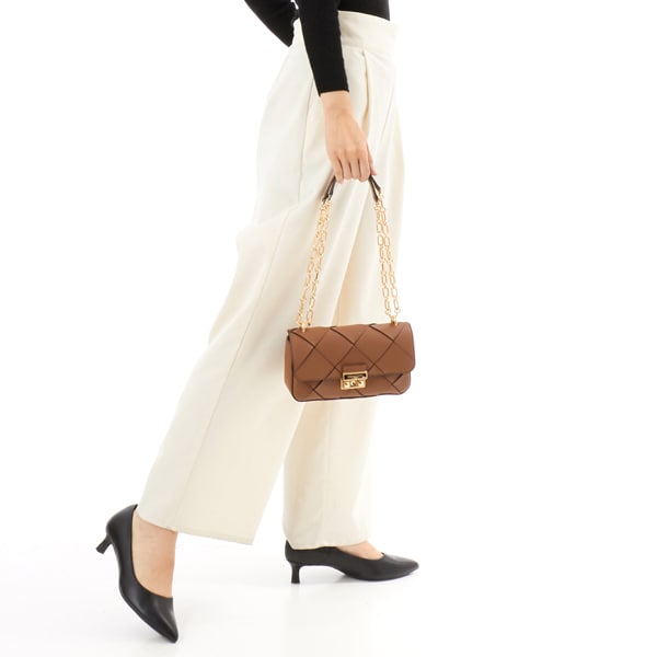WHITNEY キルテッド フラップ チェーン ショルダー ミディアム WHITNEY キルテッド フラップ チェーン ショルダー ミディアム