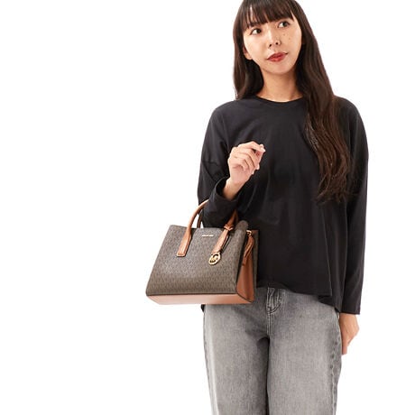 [^:30S5G9RS1B1335]}CPER[X́Anƍt@bVAV[Ŋ􂷂sIŃX|[eB[ȃRNVWJ郉CtX^CEuhłBOWA[ȁgJet Set Lifehe[}ɁAmIŐꂽƒSn̗ǂŃN̓o܂Bi͂̍ۂ̔[íAؖ鏑ނƂĂ؂Ƌɑ؂ɕۊǂĉiCȂǂ̍ۂɕKvƂȂ܂j@i摜̐FEdlɂāEg̃j^[X}[gtH̋@EݒȀƖȂǂɂAۂ̏iƐF̍ꍇ܂BEi摜̓TvBeĂ܂Bۂ̏iƁAp[cȂǂ̈ꕔdlɍꍇ܂BEiɂāFْfӏɂAi_ƂɃp^[()قȂ̂܂BEvgpiɂāFْfӏɂAIɎɎ኱̍ꍇ܂B