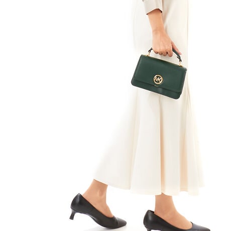 [^:32T4GD8C5L3223]}CPER[X́Anƍt@bVAV[Ŋ􂷂sIŃX|[eB[ȃRNVWJ郉CtX^CEuhłBOWA[ȁgJet Set Lifehe[}ɁAmIŐꂽƒSn̗ǂŃN̓o܂Bi͂̍ۂ̔[íAؖ鏑ނƂĂ؂Ƌɑ؂ɕۊǂĉiCȂǂ̍ۂɕKvƂȂ܂j@i摜̐FEdlɂāEg̃j^[X}[gtH̋@EݒȀƖȂǂɂAۂ̏iƐF̍ꍇ܂BEi摜̓TvBeĂ܂Bۂ̏iƁAp[cȂǂ̈ꕔdlɍꍇ܂BEiɂāFْfӏɂAi_ƂɃp^[()قȂ̂܂BEvgpiɂāFْfӏɂAIɎɎ኱̍ꍇ܂B