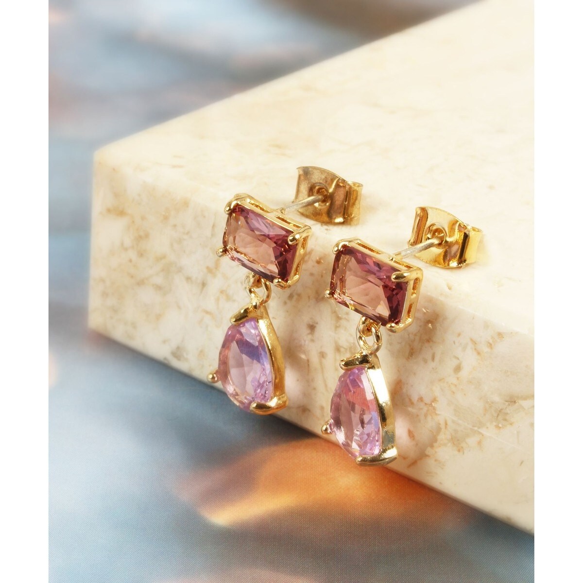 特別な日につけたいアクセサリー】クリスタルガラススクエア＆ドロップ