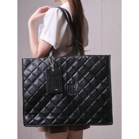 [^ԁF000456840250]ypoint/coordinatezEŜۂ傫Őɂ҂IEoAwZAdȂǃfC[gBEJ[hP[XSETtŐJ[h邱Ƃ\BES͓Fł肰Ȃ|CgBEɂ͎O\Ȏd؂tŁAobO̒̐₷dlBEL[obOZbg@\tŃL[IobOƂĂgp\IJ[? sNAC{[炵_炩ȈۂvXB? ubN͂ǂȃR[fɂ킹₷B