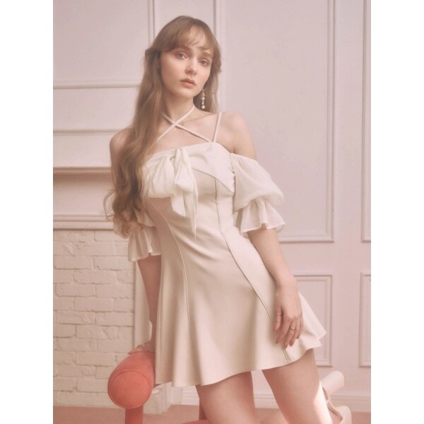 Vネックフィット＆フレアワンピース | セルフォード(CELFORD