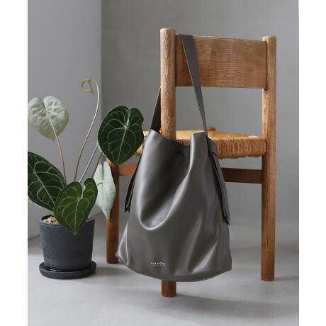 ノットハンドルのフェイクレザーショルダーバッグ アネモネ Anemone Fgf ファッション通販 マルイウェブチャネル