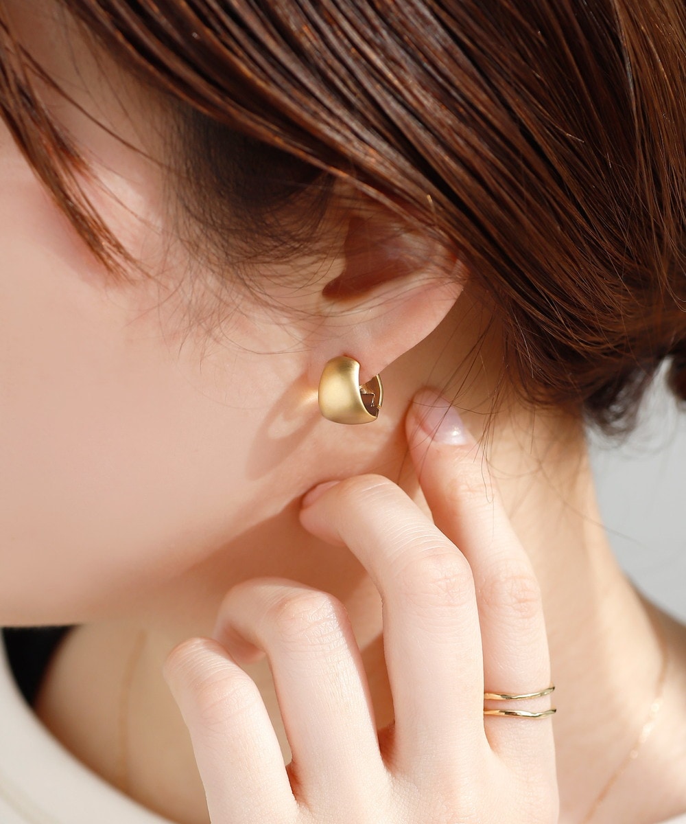 マットメタルボリュームフープピアス