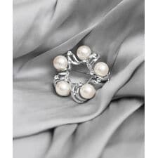 パール×ビジューブローチ