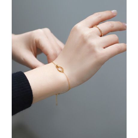 ؚȃ`F[A炵茳ɓuXbgBVvȃfUCŁAꂽ͋Co܂BATTENTIONׂȃLY␻ׂ͂Ă̏iɊ܂܂܂B[^:DG190005B]