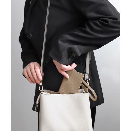 VvȂÃU[݊pXP[XBe͐̂RrvgpĂAvőϋv܂BXgbv͕tOł̂ŁAobOɎt΃X[Yȏoꂪ\łBATTENTIONׂȃLY␻ׂ͂Ă̏iɊ܂܂܂BVRvî߁AU[̕\ʂɁALYE܂ނ́AFA؂ւ◠\ŎقȂꍇ܂B[^:FG980016W]