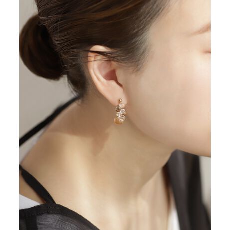 ̂XtBA߂A؂₩ȎɎdグsAXBCȂh郂`[tڂ䂫AɃANZg^܂BATTENTIONׂȃLY␻ׂ͂Ă̏iɊ܂܂܂B[^:DG570095P]