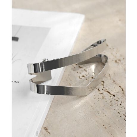 [^:DG380228H]܂Ƃ߂ݍނ悤Ȍ`ŃfUCꂽA܂łɂȂBꖳȃtH̃ob^B߂^ڂ䂫Apɉ؂€^܂BATTENTIONׂȃLY␻ׂ͂Ă̏iɊ܂܂܂B