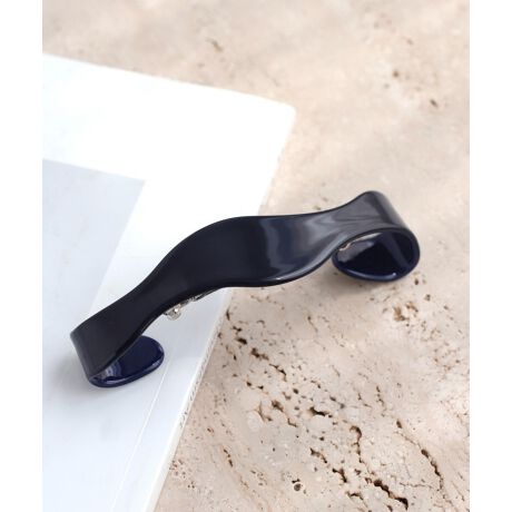 ܂Ƃ߂ݍނ悤Ȍ`ŃfUCꂽA܂łɂȂBꖳȃtH̃ob^BjAX̂VGbgAȂꂽpɓ܂BATTENTIONׂȃLY␻ׂ͂Ă̏iɊ܂܂܂B[^:DG380229H]