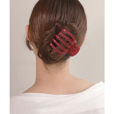 tXȂł͂̐FʊoŁApVNɍʂtX̃oXBƂ܂ƂߔTChoX́AwAX^Clۂ͋CɎdグ܂BATTENTIONׂȃLY␻ׂ͂Ă̏iɊ܂܂܂B[^:HG010233H]