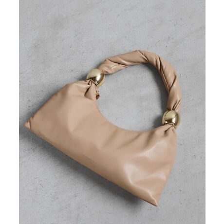 U[̎ƃ^̑̑gݍ킹AR[flۂۂɎdグobOB~j}ȃTCYȂA500ml̃ybg{g܂ݎP[ł܂B|PbgĂ̂ŁAނ𐮗ڂ₷̂|CgBATTENTIONׂȃLY␻ׂ͂Ă̏iɊ܂܂܂B[^:FG090152F]