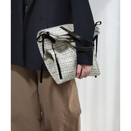 cC[hn̕AR[fɎ邾ŃV[Y[h߂obOBC[͒̃|PbgŎd؂A3JɕĂ̂Őڂ₷g蔲QBTCh̃{̌ѕ𒲐߂邱ƂŁA}`L邱ƂoD́BA4TCYΉȂ̂ŁAނp\R̂ɂœKłBATTENTIONׂȃLY␻ׂ͂Ă̏iɊ܂܂܂B[^:FG950045F]