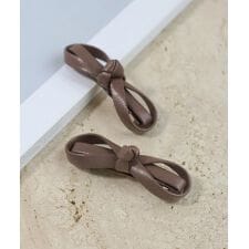 アネモネ(ANEMONE)のレザー調リボンバレッタ