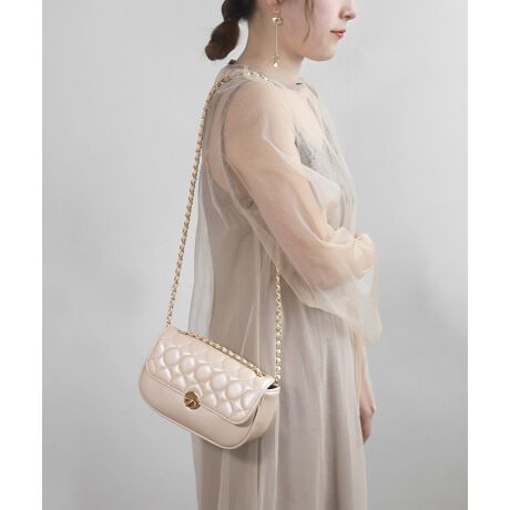 NVbNȕ͋C̃LeBOƃ`F[nhAR[fiȈۂɎdグobOB`F[1AɂăV_[ɂ邱ƂłDGACeBp[eB[R[fɂ͂AfC[R[fƂ}b`̂ŗlXȃV[Ŋ􂵂܂BATTENTIONׂȃLY␻ׂ͂Ă̏iɊ܂܂܂B[^:FG160007O]