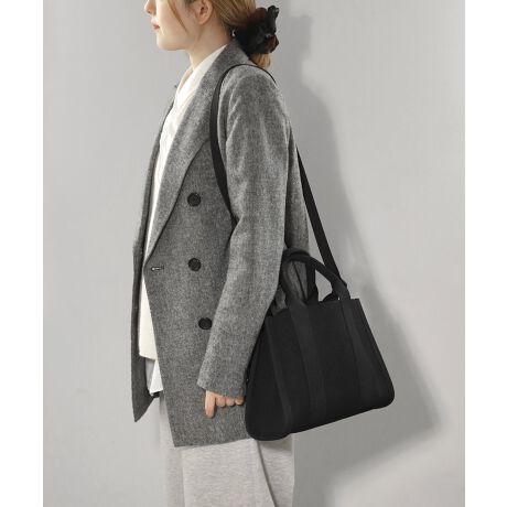 VvȂAċpȂƂŐꂽۂ^jbgobOBC[͒̃|PbgŎd؂3JɕĂ̂ŁAڂ₷dlłBO\ȃOV_[t2WAYdlȂ̂ŁA̓̋CR[fɂĎg邱Ƃł܂BATTENTIONׂȃLY␻ׂ͂Ă̏iɊ܂܂܂B[^:FG270029Z]